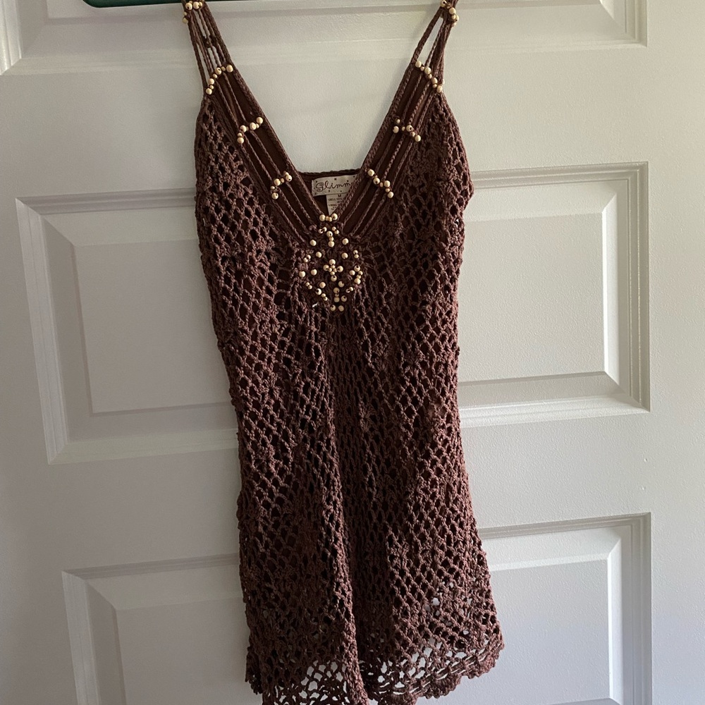 brown knit top